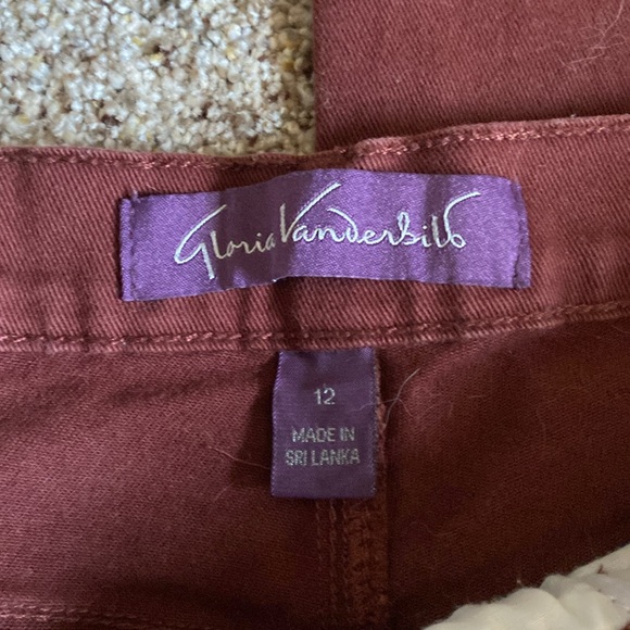 GLORIA VANDERBILT Amanda Jeans - Picture 2 of 8